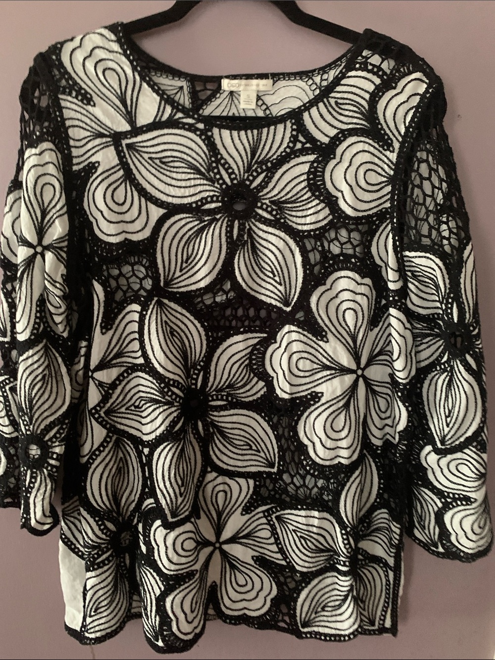 Cato Established 1946 Black & White Floral Crochet Blouse